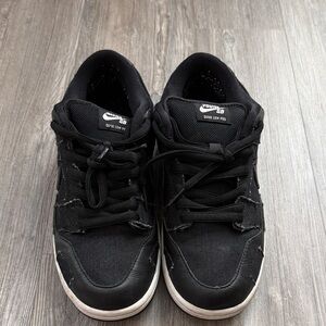 NIKE SB Dunk Low Wasted